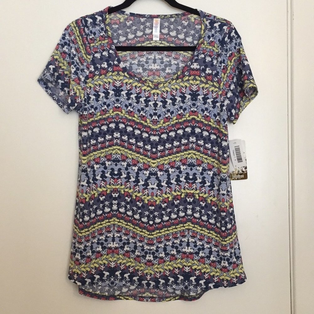 S LuLaRoe Classic Tee‎ Disney